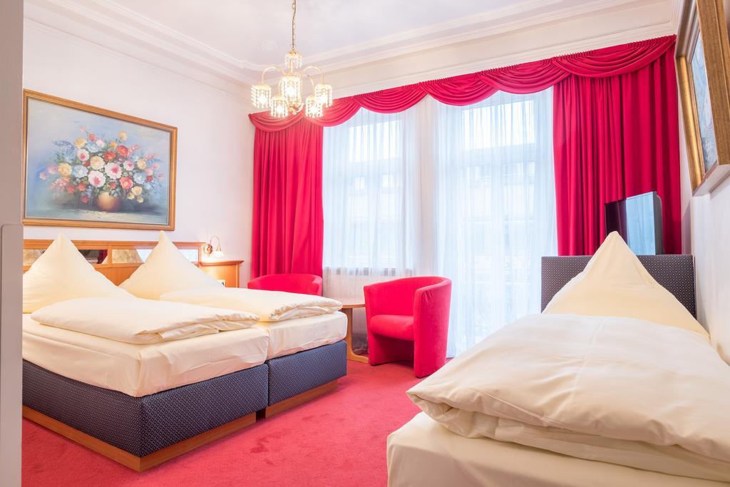 Hotel Bayernland มิวนิก ภายนอก รูปภาพ