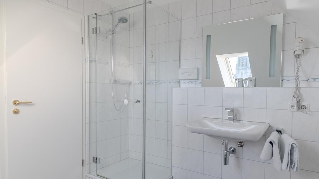 Hotel Bayernland มิวนิก ภายนอก รูปภาพ